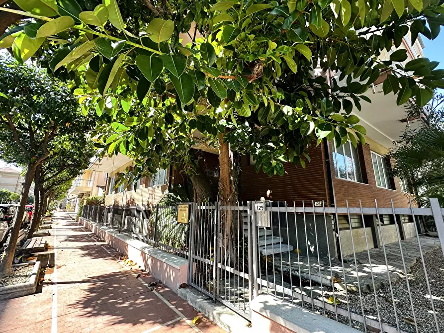 Immagine 3 di Quadrilocale in vendita  in Viale Kennedy a Diano Marina