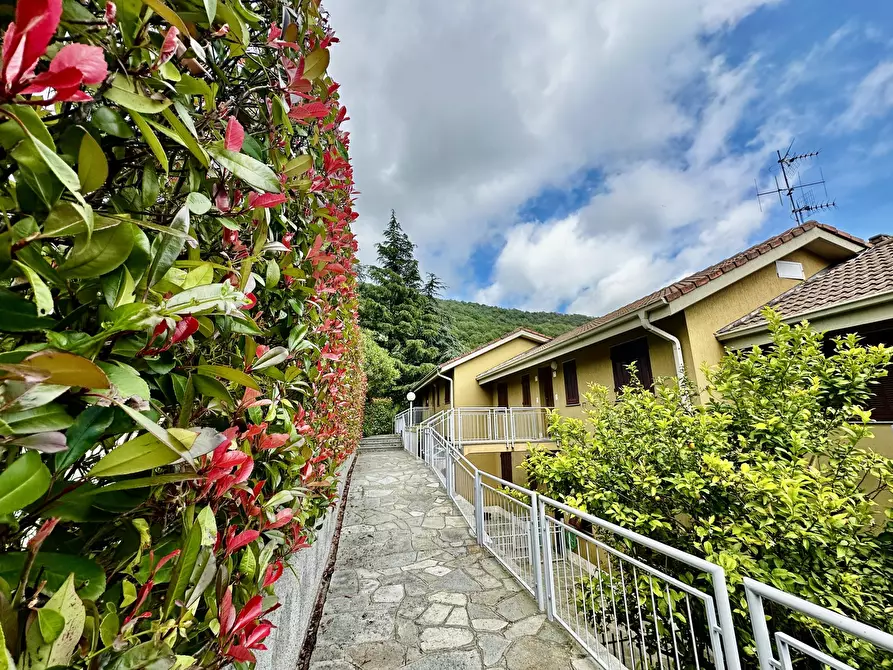 Immagine 2 di Bilocale in vendita  in via villacosta a Diano Arentino