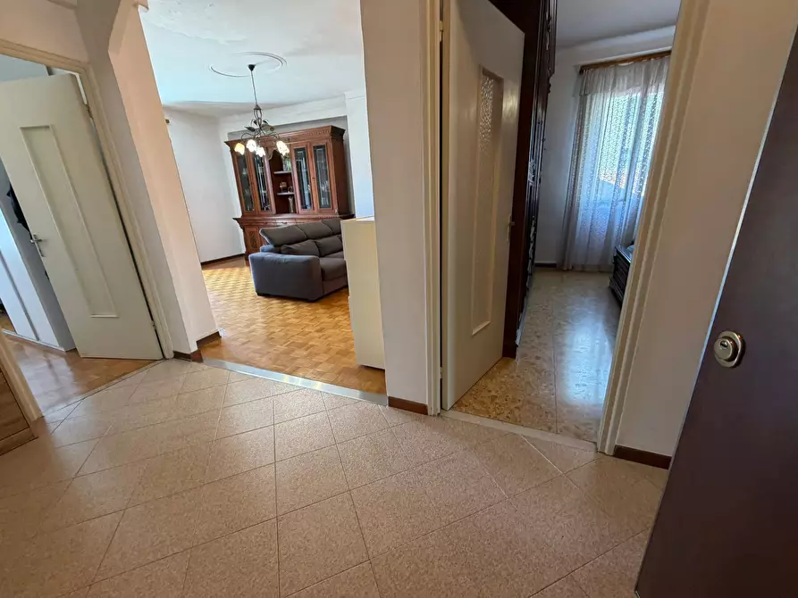 Immagine 21 di Quadrilocale in vendita  in Via Martiri della Libertà 330 a San Remo