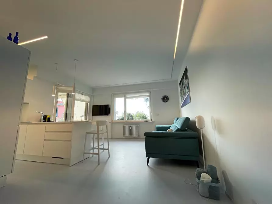 Immagine 9 di Trilocale in vendita  in Corso Giuseppe Mazzini 181 a San Remo