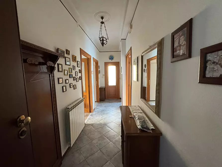 Immagine 1 di Trilocale in vendita  in Corso degli Inglesi 590 a San Remo