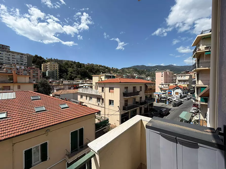 Immagine 26 di Quadrilocale in vendita  in Via Martiri della Libertà 330 a San Remo