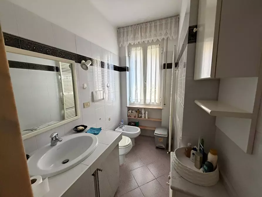 Immagine 14 di Quadrilocale in vendita  in Via Lamarmora 67 a San Remo