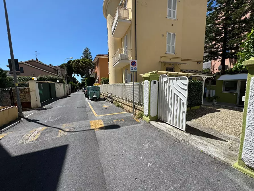 Immagine 25 di Casa indipendente in vendita  in Via G. Ansaldi 20 a San Remo