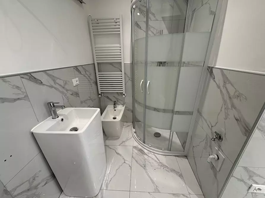 Immagine 22 di Bilocale in vendita  in Strada San Martino 86 a San Remo