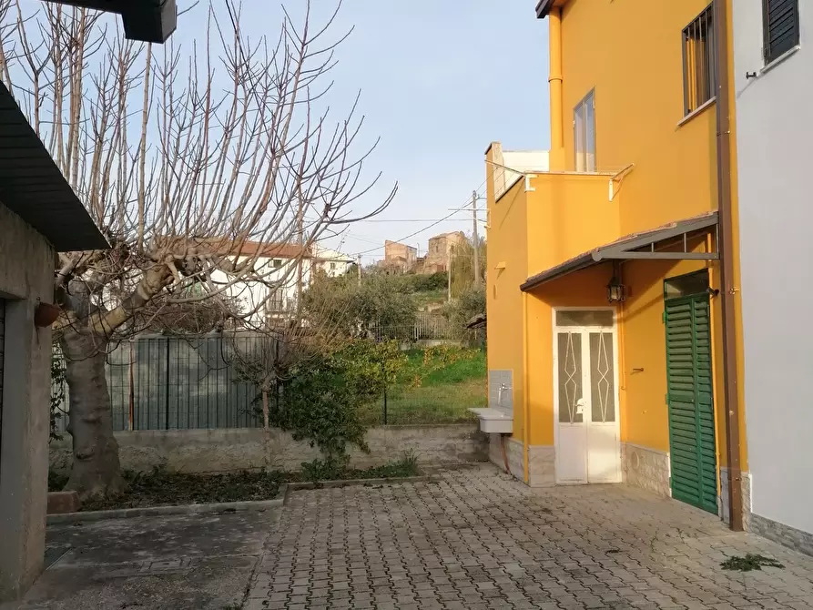 Immagine 3 di Terratetto in vendita  in Via Moscete 10 a Castel Frentano