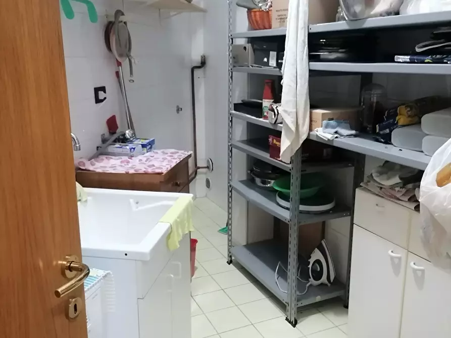 Immagine 14 di Trilocale in vendita  in Via Martiri VI Ott. 81 a Lanciano
