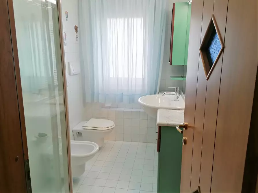 Immagine 12 di Trilocale in vendita  in Via Martiri VI Ott. 81 a Lanciano