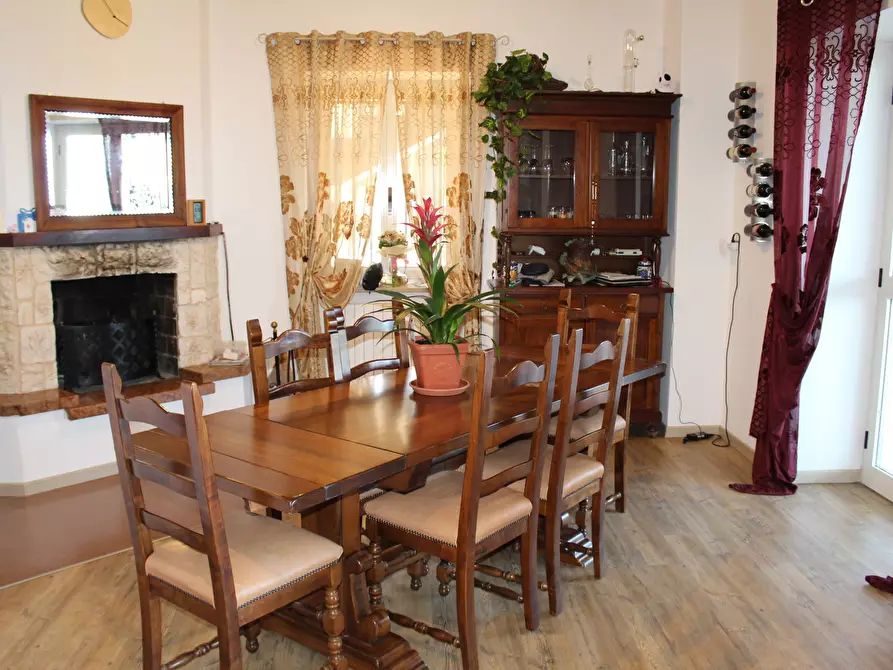 Immagine 4 di Pentalocale in vendita  in Via Borgata Pozzo 12 a Santa Maria Imbaro