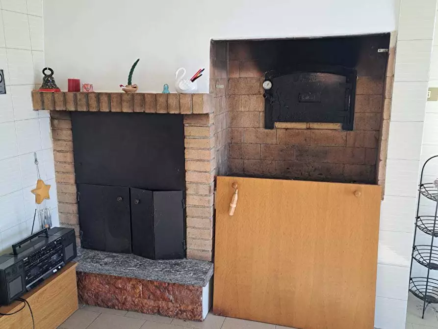 Immagine 9 di Quadrilocale in vendita  in Via Moscete 31 a Castel Frentano