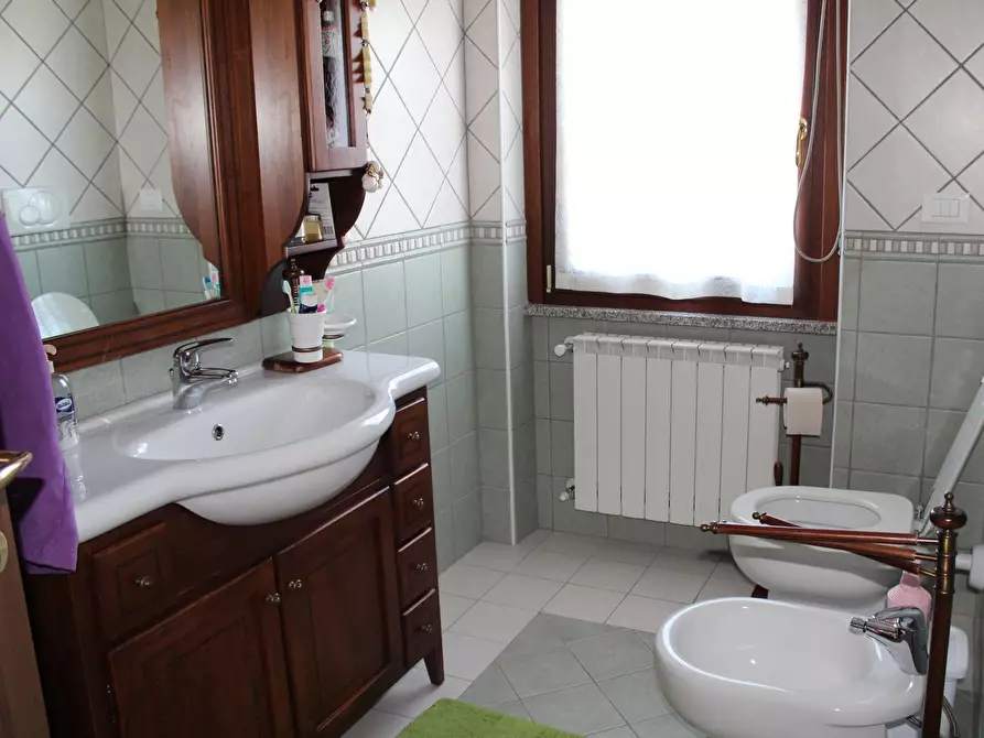 Immagine 6 di Mansarda in vendita  in via nazionale a Castel Frentano