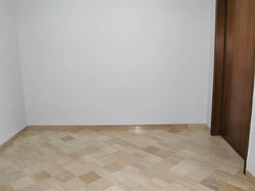 Immagine 10 di Pentalocale in vendita  in Via Ferro di Cavallo 91 a Lanciano