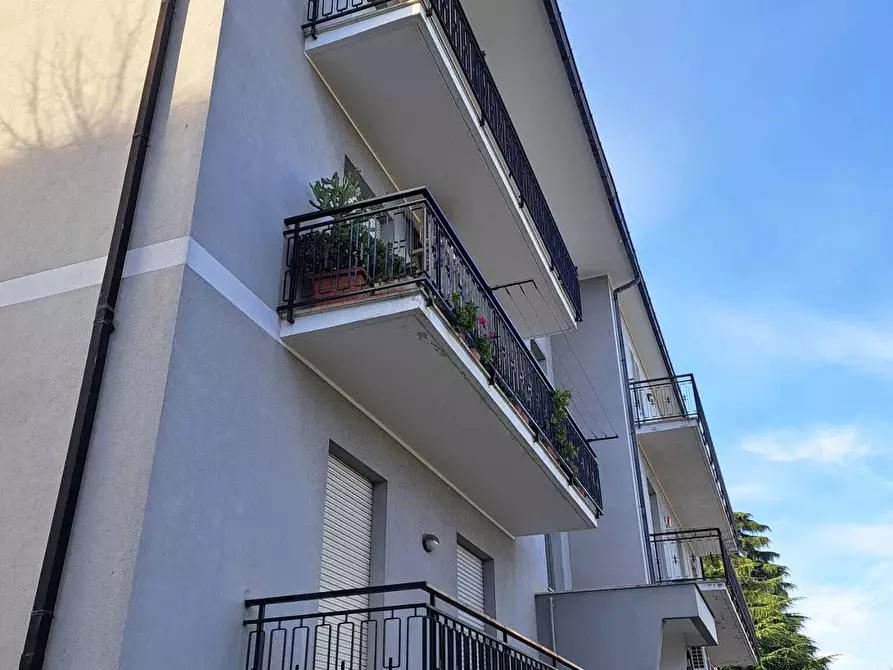 Immagine 32 di Pentalocale in vendita  in Via Martiri VI Ott. 90 a Lanciano