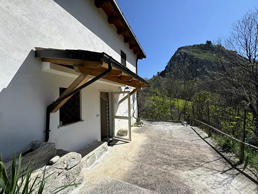 Immagine 52 di Casa indipendente in vendita  a Gessopalena