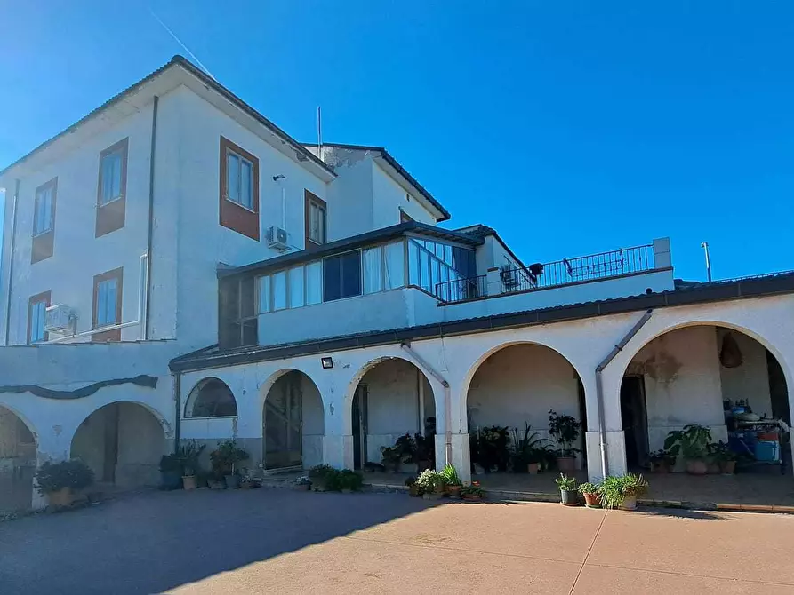 Immagine 2 di Rustico / casale in vendita  in via colle della fonte 94 a Frisa