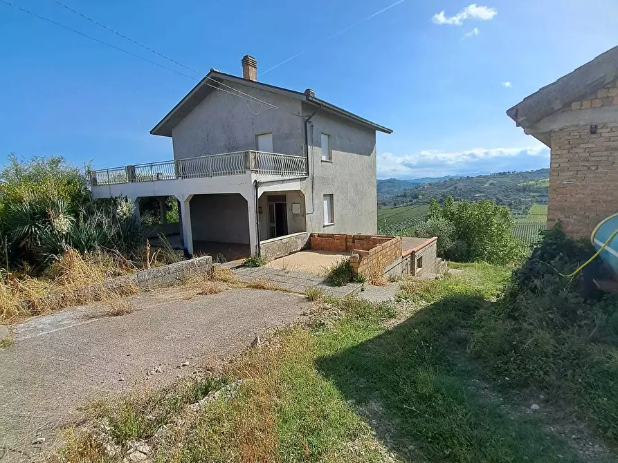 Immagine 1 di Casa indipendente in vendita  in COLLE DELLA FONTE 94 a Frisa