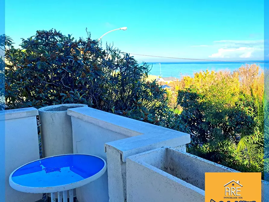 Immagine 13 di Trilocale in vendita  in Strada Statale 16 Adriatica 99 a Fossacesia