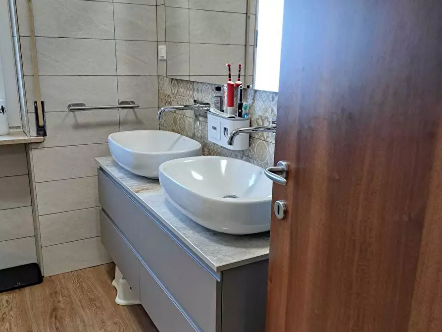 Immagine 21 di Pentalocale in vendita  in Via Aterno 19 a Lanciano