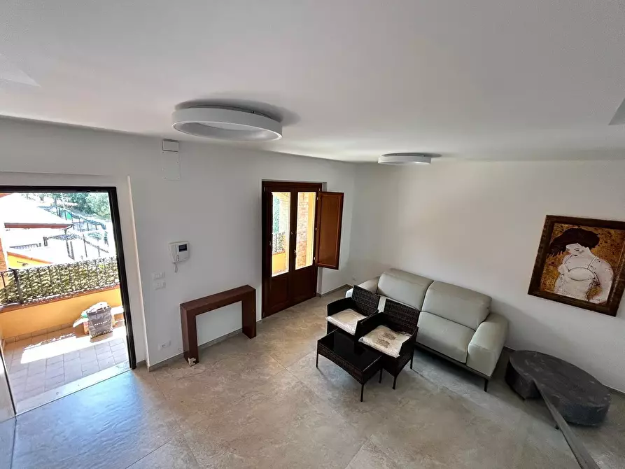 Immagine 6 di Loft/Open space in affitto  a Treglio