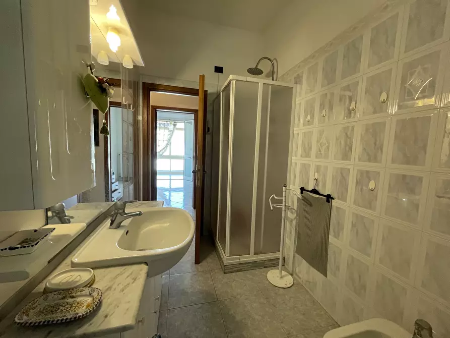 Immagine 4 di Appartamento in vendita  in Via Vecchia Aurelia a Rosignano Marittimo