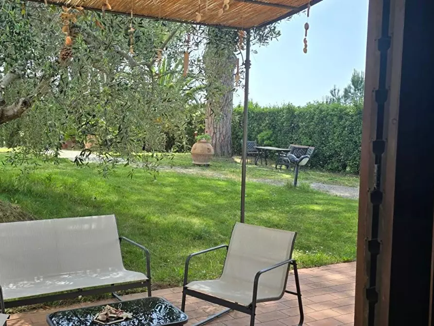 Immagine 5 di Casa indipendente in vendita  in Via del Paratino a Cecina