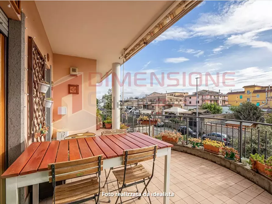 Immagine 1 di Quadrilocale in vendita  in Via delle due torri a Roma