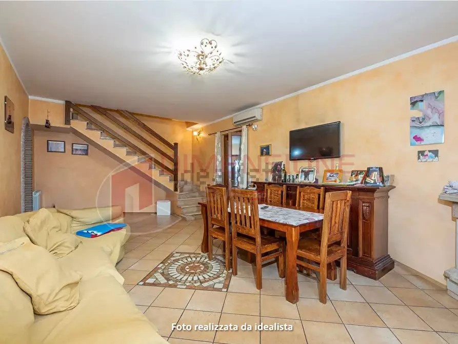 Immagine 2 di Casa trifamiliare in vendita  in VIA DEL FOSSO DELL'OSA 399 a Roma