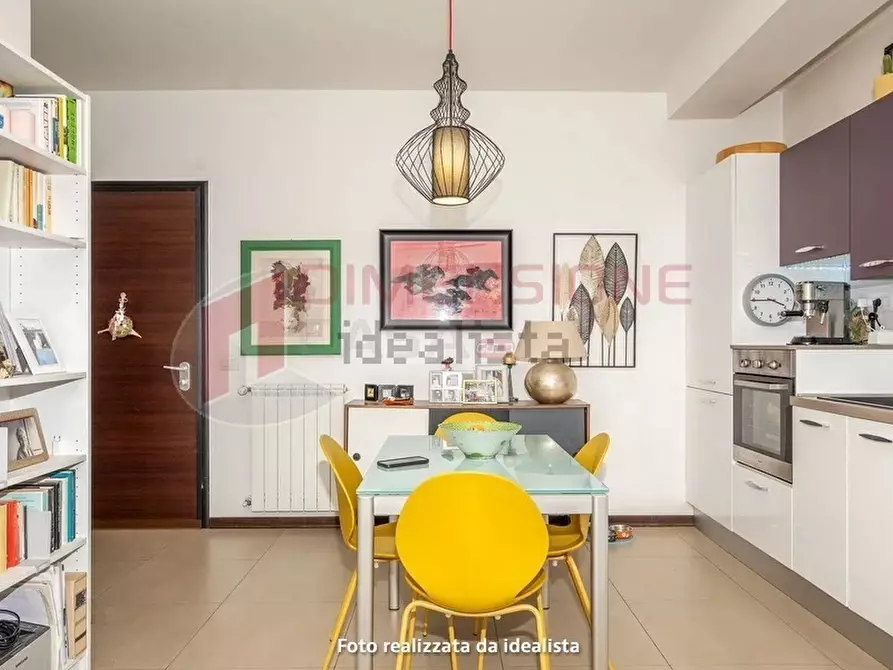 Immagine 1 di Bilocale in vendita  in Via del Fosso dell'Osa 399 a Roma