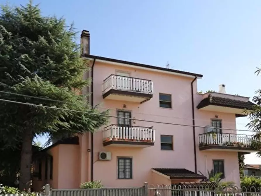 appartamento in vendita a Roma in zona Finocchio
