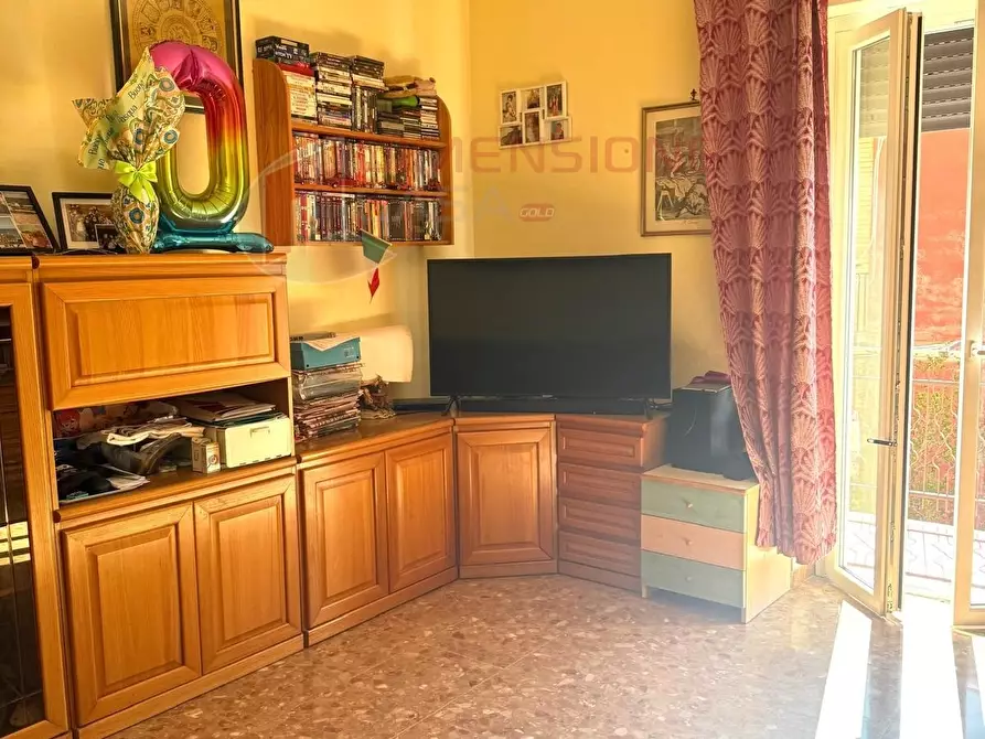 Immagine 8 di Trilocale in vendita  in Via Partanna a Roma
