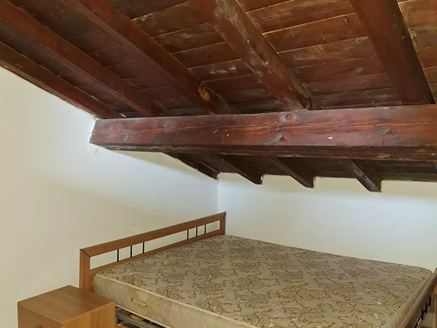 Immagine 10 di Bilocale in vendita  in Via Roma 16 a Faleria