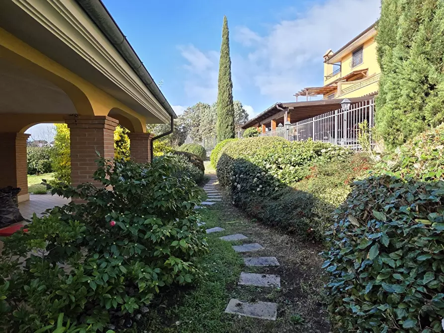 Immagine 5 di Villa in vendita  in Via Aldo Moro 889 a Morlupo