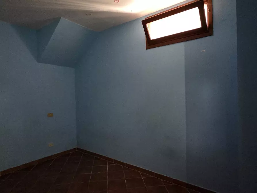 Immagine 31 di Palazzo in vendita  in Via Giovanni Pascoli 18 a Morlupo