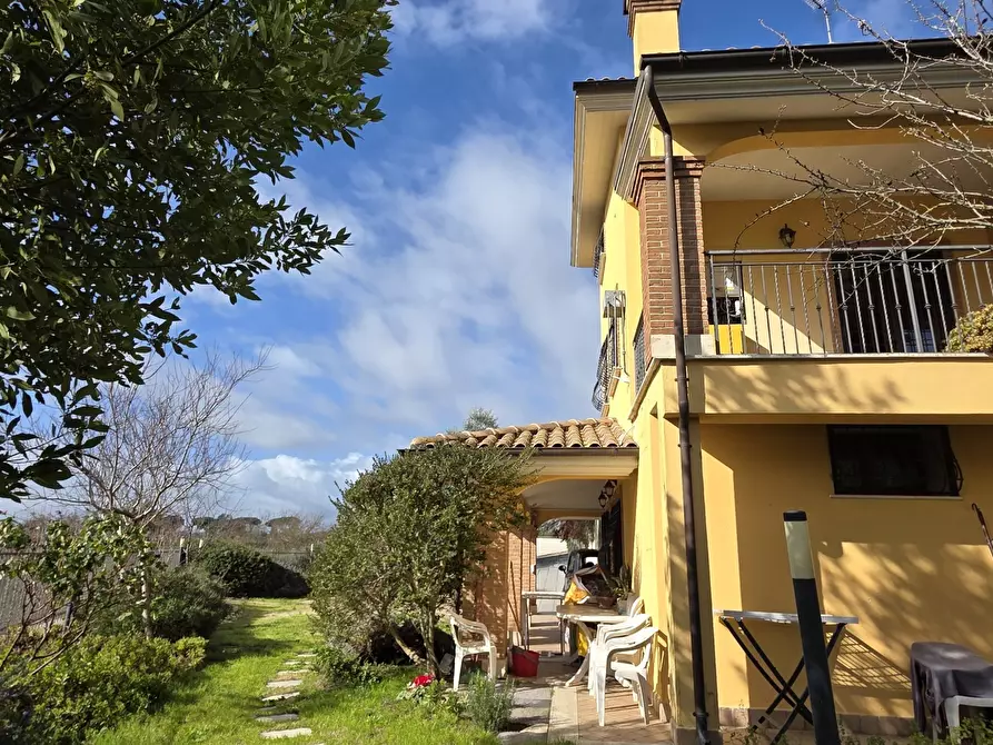 Immagine 20 di Villa in vendita  in Via Aldo Moro 889 a Morlupo