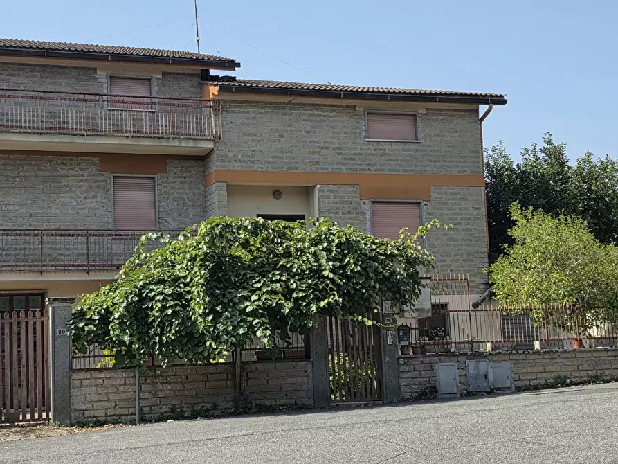 Immagine 35 di Casa bifamiliare in vendita  in Via Giovanni Pascoli 18 a Rignano Flaminio