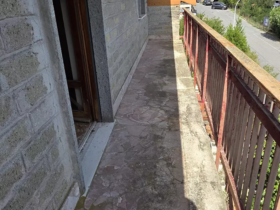 Immagine 50 di Palazzo in vendita  in Via Giovanni Pascoli 18 a Morlupo