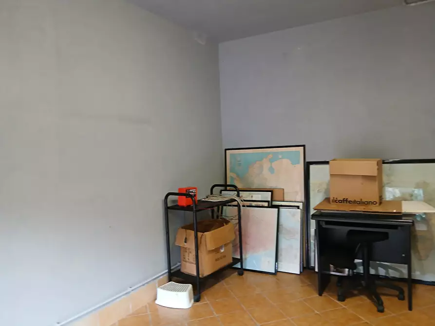 Immagine 24 di Quadrilocale in vendita  in Via Flaminia 104 a Castelnuovo Di Porto