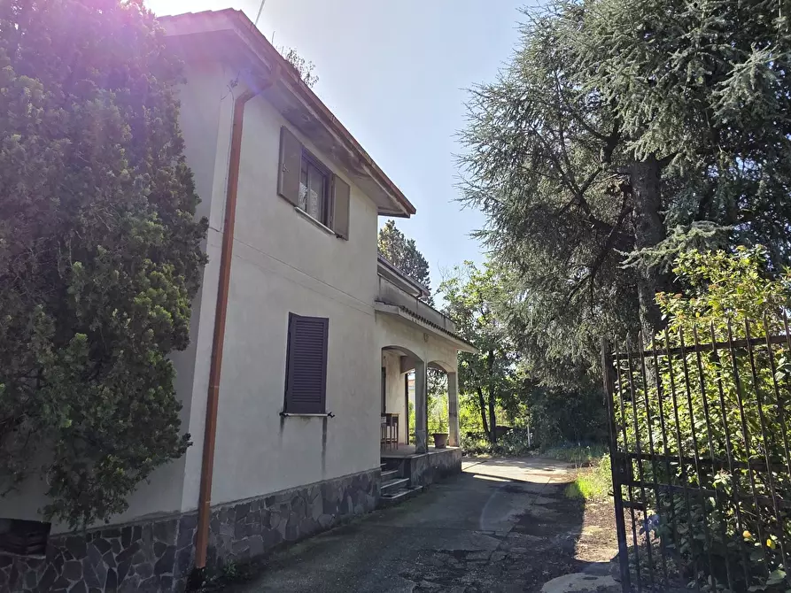 Immagine 2 di Villa in vendita  in Via Aldo Moro 38 a Morlupo
