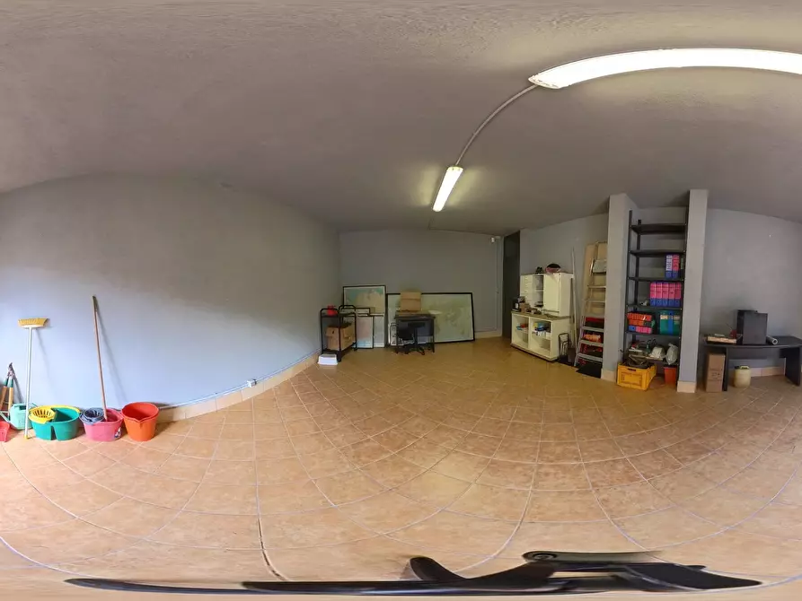 Immagine 38 di Quadrilocale in vendita  in Via Flaminia 104 a Castelnuovo Di Porto