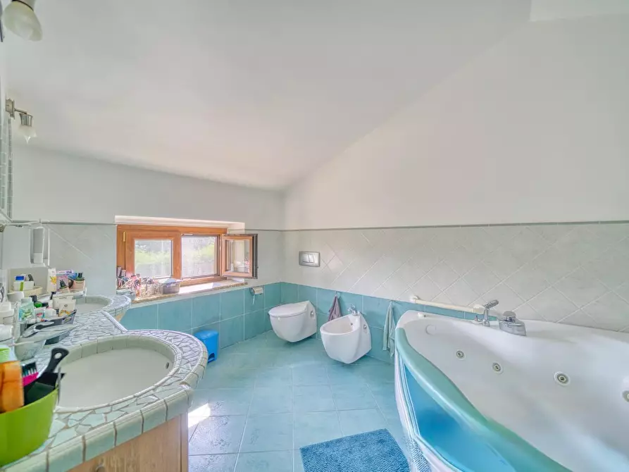 Immagine 25 di Villa in vendita  in Viale Paradiso a Rivarossa