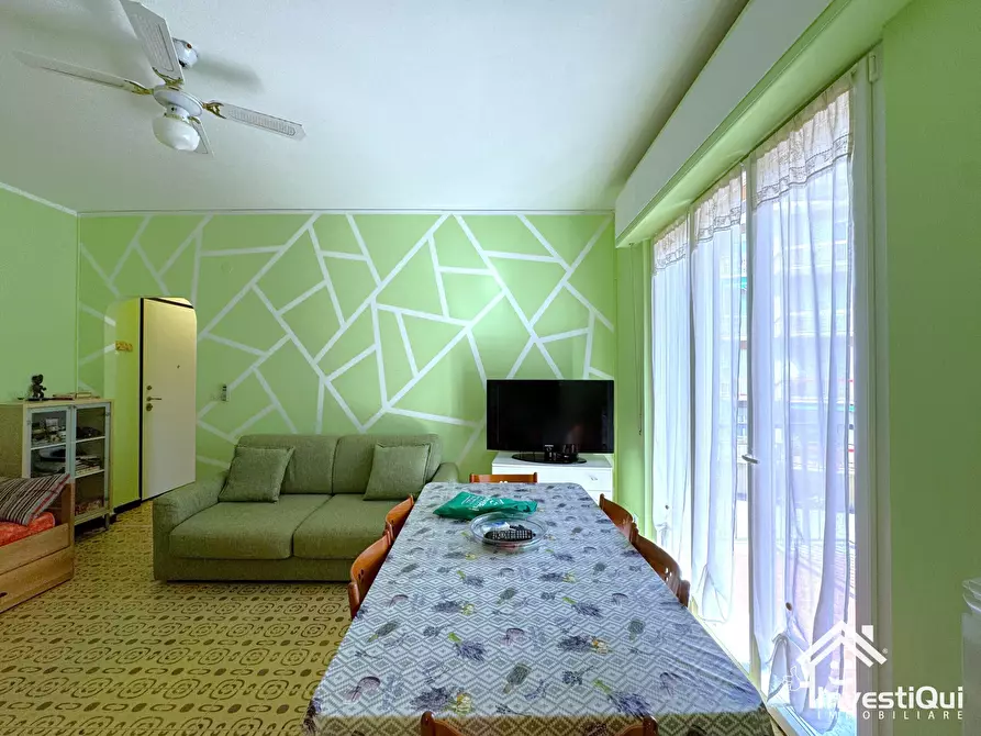 Immagine 12 di Bilocale in vendita  in Via Eugenio Montale 21 a Pietra Ligure