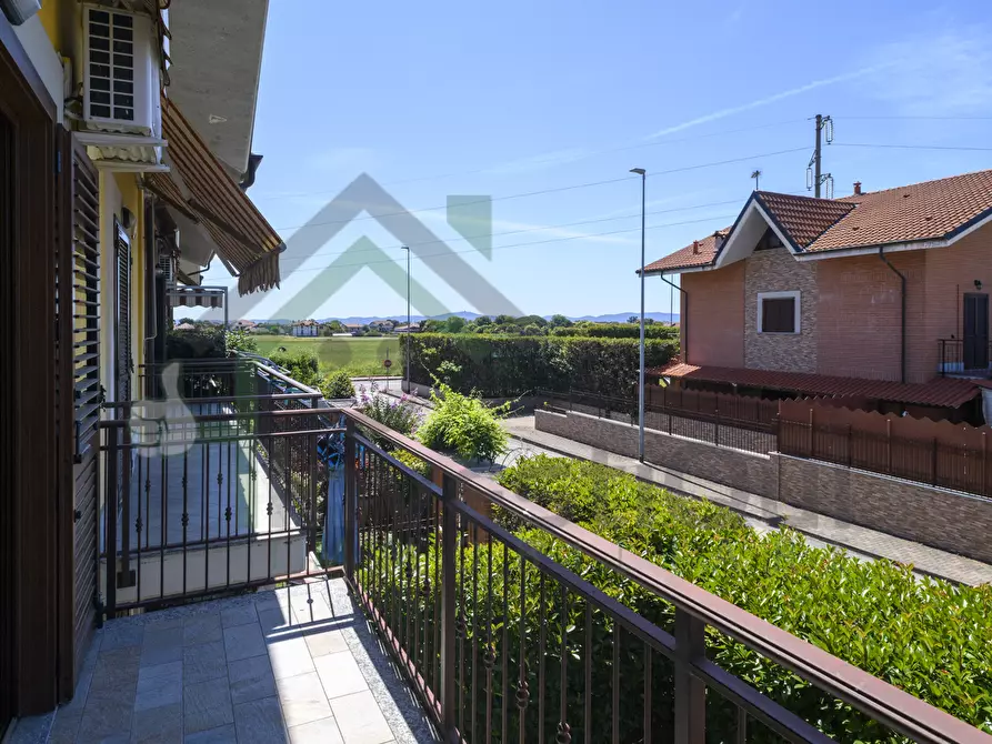 Immagine 25 di Villetta a schiera in vendita  in Via Giovanni Falcone 25 a San Maurizio Canavese