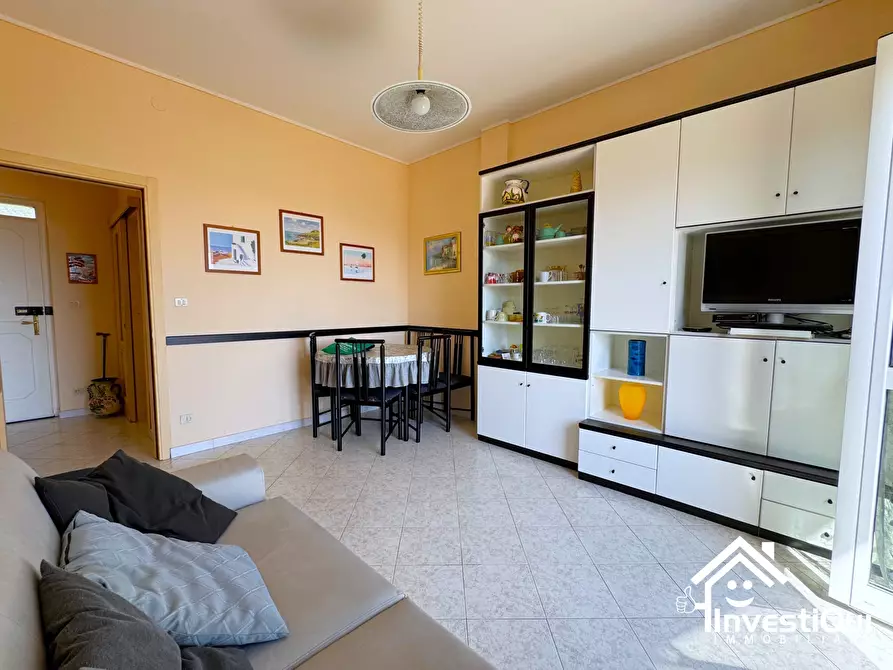 Immagine 11 di Bilocale in vendita  in Via Degli Orsolani 102 a Loano