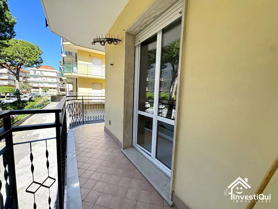 Immagine 19 di Bilocale in vendita  in Viale della Repubblica 91 a Pietra Ligure