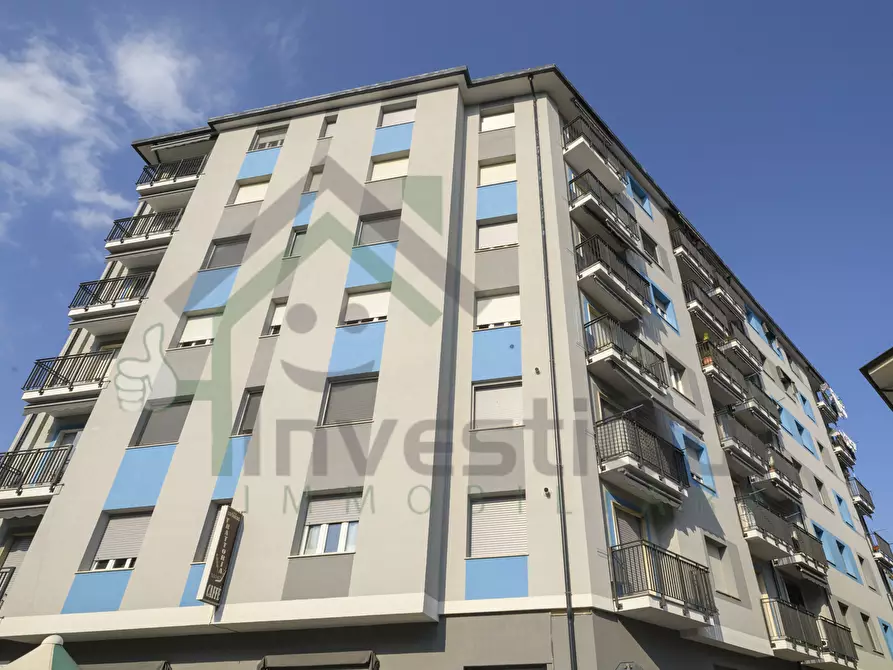 Immagine 37 di Trilocale in vendita  in Via Fatebenefratelli 3 a San Maurizio Canavese