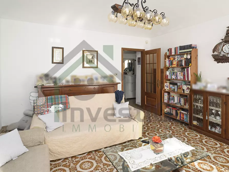 Immagine 16 di Quadrilocale in vendita  in Strada delle Rivette 3 a Nole