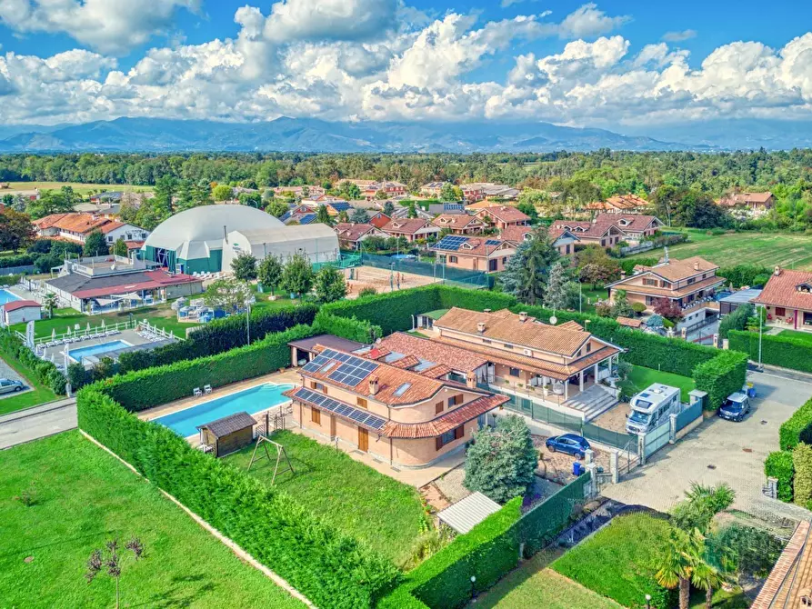Immagine 12 di Villa in vendita  in Viale Paradiso a Rivarossa