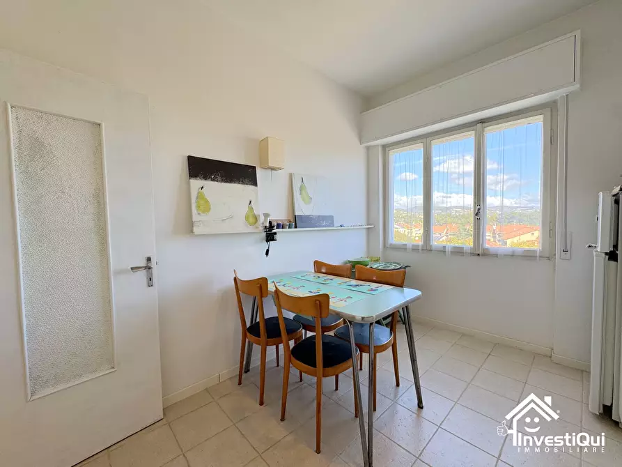 Immagine 18 di Trilocale in vendita  in Via Enrico Toti 1 a Loano