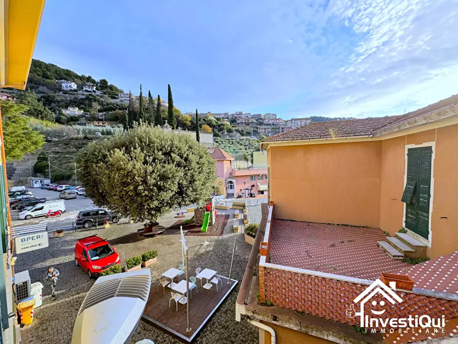 Immagine 32 di Pentalocale in vendita  in Piazza Umberto 1 a Tovo San Giacomo