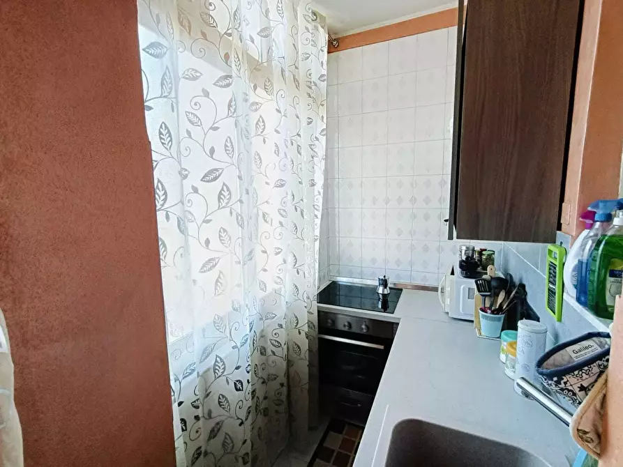 Immagine 10 di Bilocale in vendita  in Via Sempione 144 a Torino